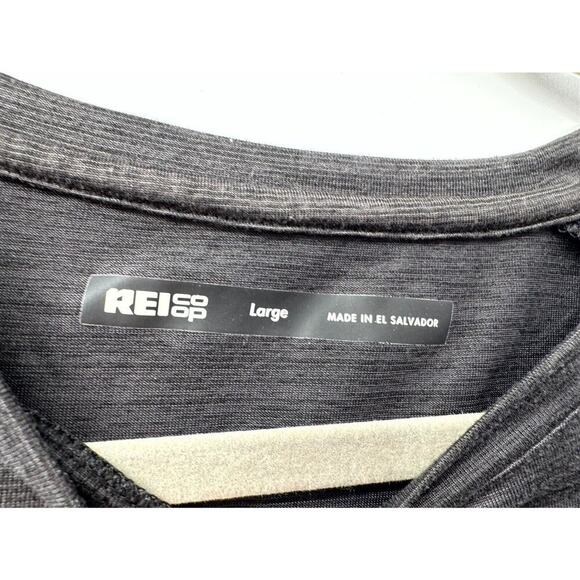 REI Co Op T-Shirt Men's‎ Large Dark Gray Long Sleeve Crew Neck Outdoor Hiking - Picture 4 of 4